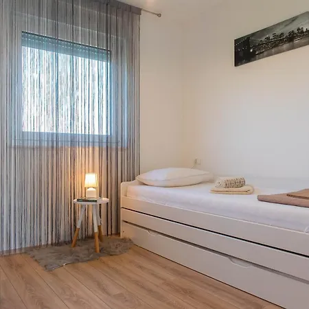 Idyllic Country House - Aprilis - Ae 1418 Galovac (Zadar)